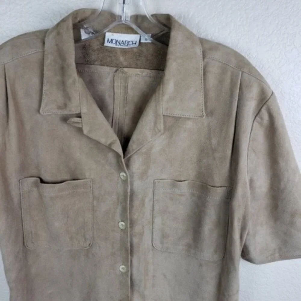 Vintage MONARCH New Zealand Genuine Suede Leather Shirt size S Tan/Stone Y2K